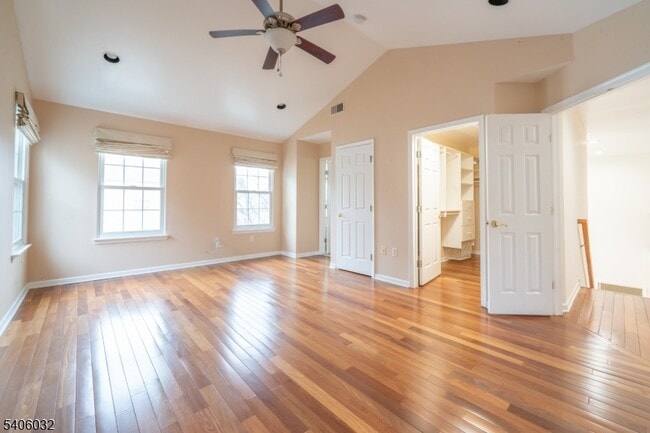 Building Photo - 23 Hansom Rd