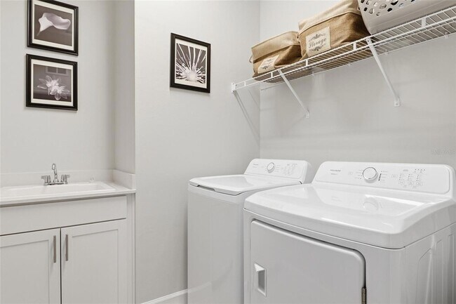 Building Photo - 15169 Serene Shrs Lp