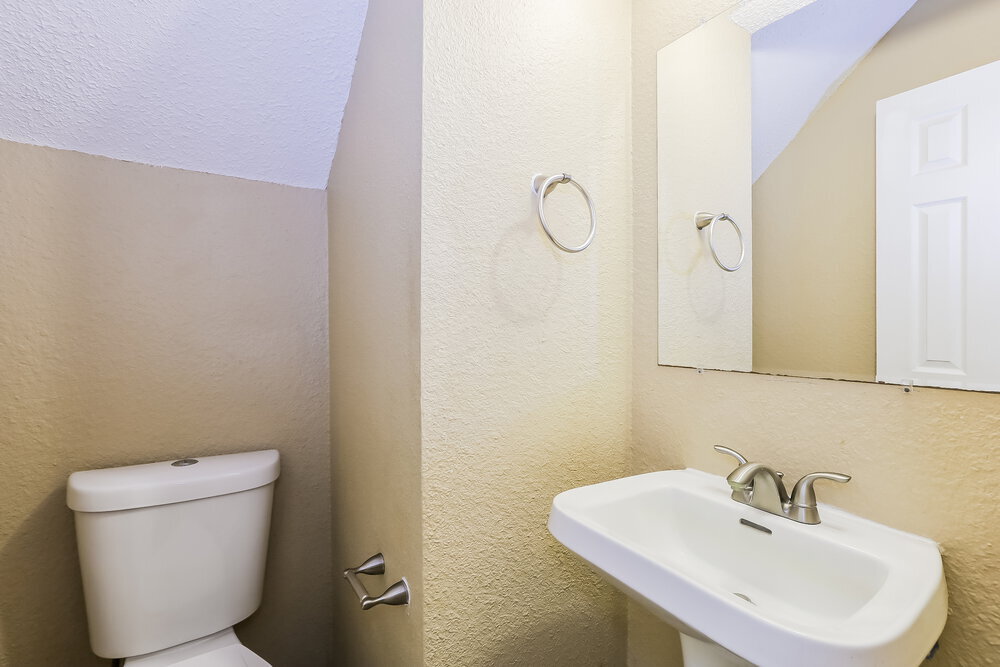 Building Photo - 5959 Redcliff S Ln