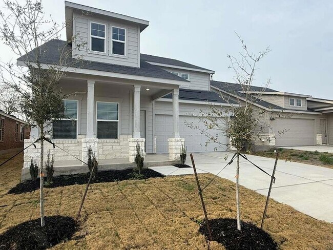 Building Photo - 561 Sormonne Lp