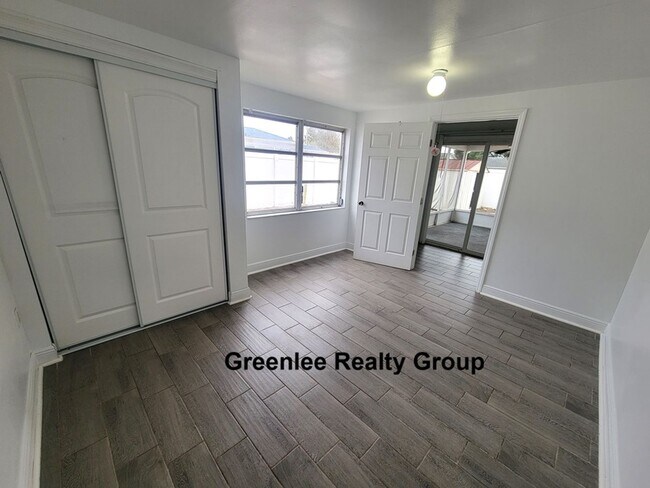 Building Photo - Updated & Spacious 3 Bedroom/2 Bath Home on a Corner Lot!