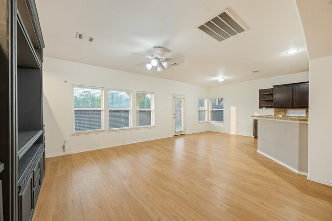Building Photo - 2827 Arica Ln