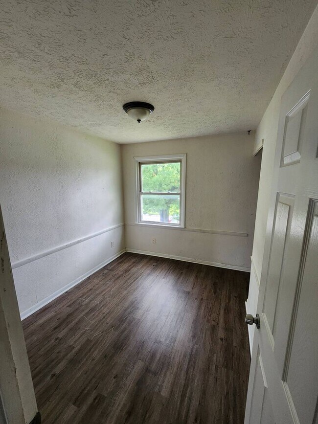 Building Photo - 949-955 South Central Dr., Lorain, OH, 44052