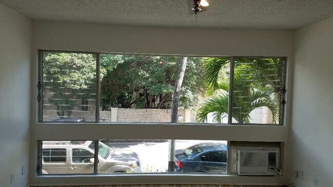 Building Photo - Diamond Head Sands - Studio with 1 parking