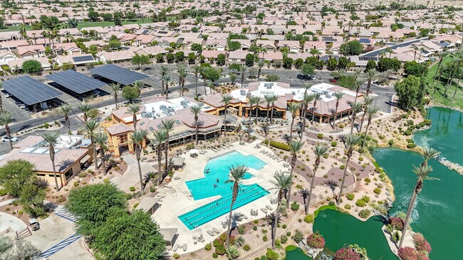 Building Photo - 37468 Westridge Ave