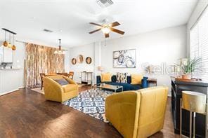 Building Photo - 2228 Golden Oak Ln