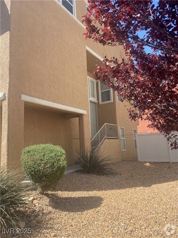Building Photo - 9394 Roping Cowboy Ave