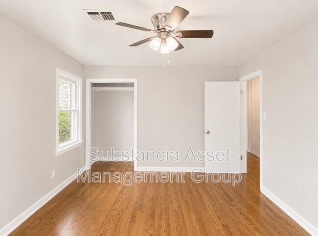 Building Photo - 4713 N Harvey Pkwy