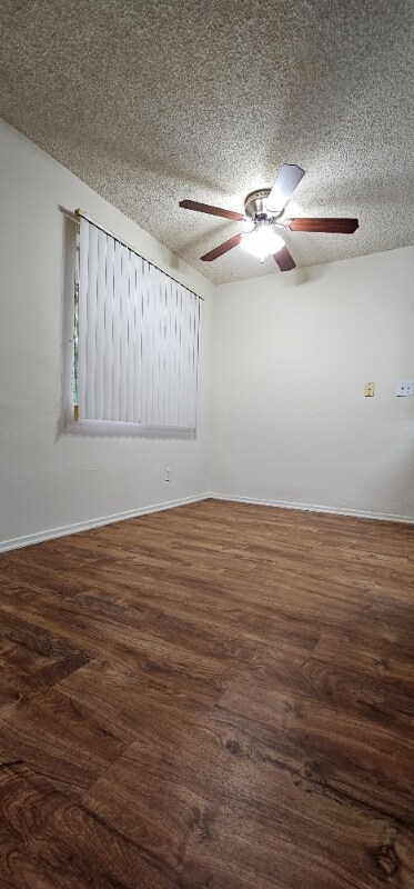 Building Photo - 10635 Colima Rd