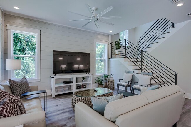 Building Photo - 40 Kristin Ct