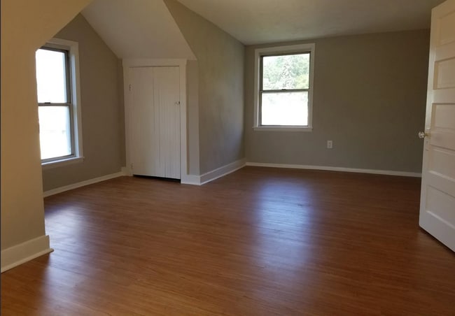 Building Photo - Adorable 3 Bedroom Home for RENT in Beechview