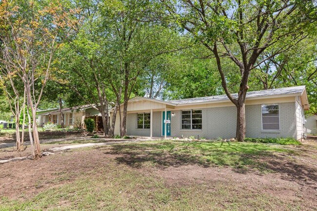 Building Photo - 5302 Robinsdale Ln