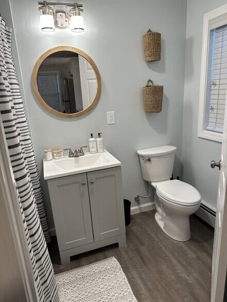 Building Photo - 301 Portsmouth Ave