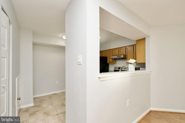 Building Photo - 7517 Belle Grae Dr