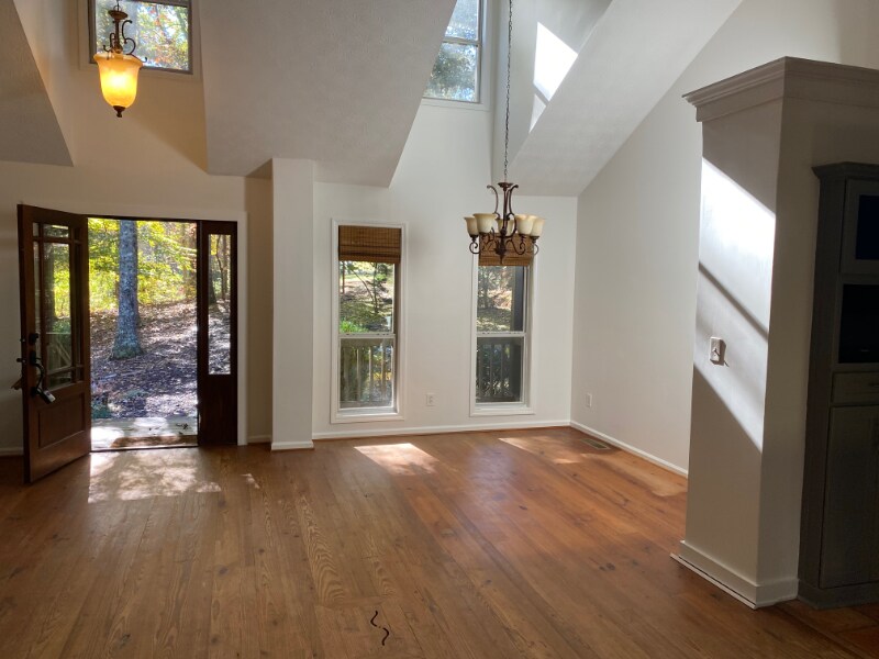 Building Photo - 4331 Whiteleaf Way