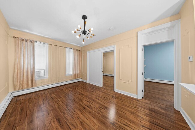 Building Photo - 247 Montgomery St