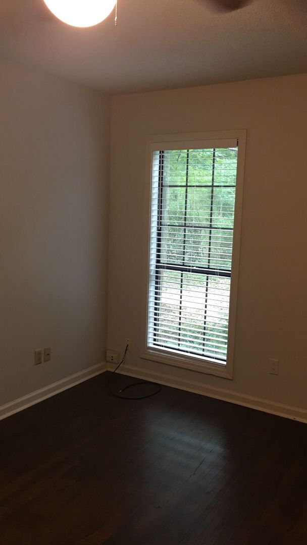 Building Photo - Hwy 334