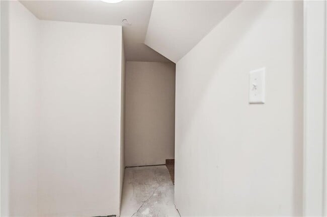 Building Photo - 2263 Limehurst Dr