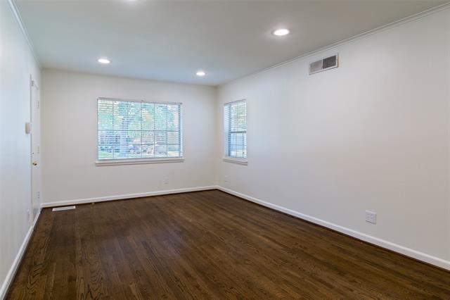 Building Photo - 4023 Park Ln