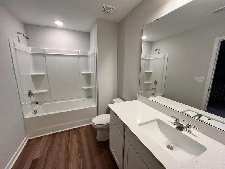 Building Photo - 3104 Ranger Dr