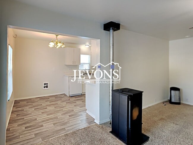 Building Photo - Coming soon! Pet-Friendly 3-Bedroom Home in Naches with Easy Access to Hwy 12