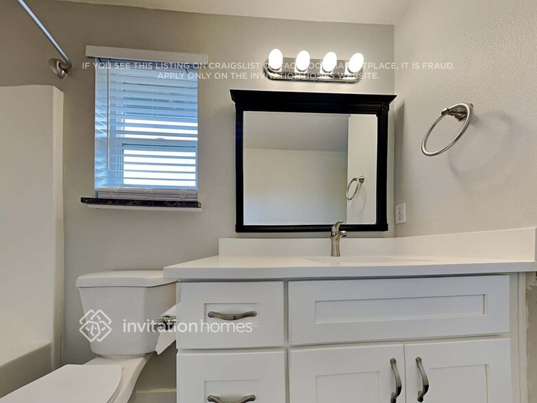 Building Photo - 1513 Evanston Ct NE