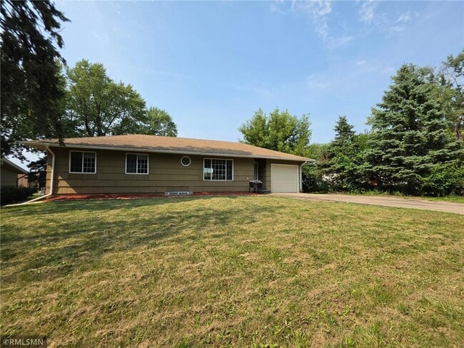 Building Photo - 1306 Woodhill Rd