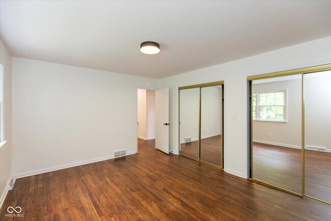 Building Photo - 6838 Johnson Rd