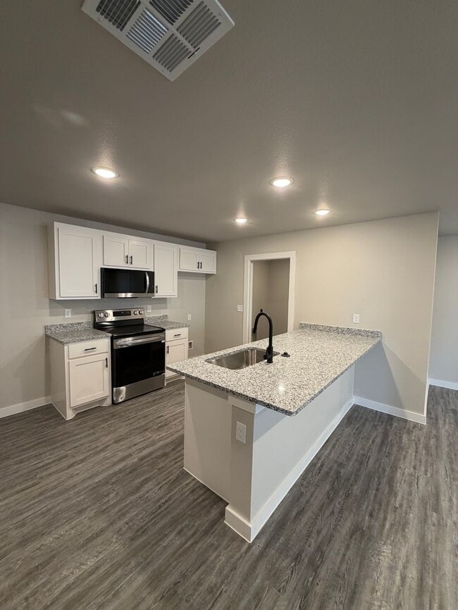 Building Photo - Hampton Hills: Brand-New Living Near Dyess AFB