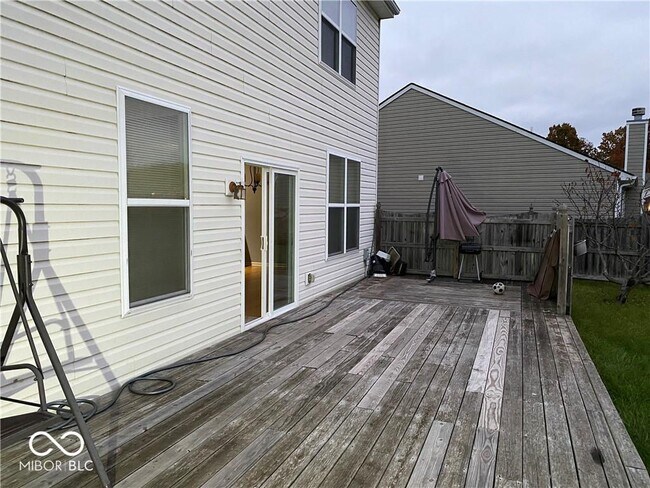 Building Photo - 5221 Bombay Dr