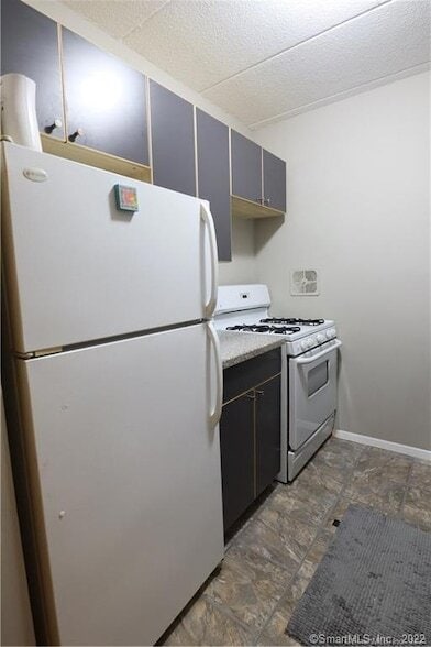 Building Photo - 27 Northill St