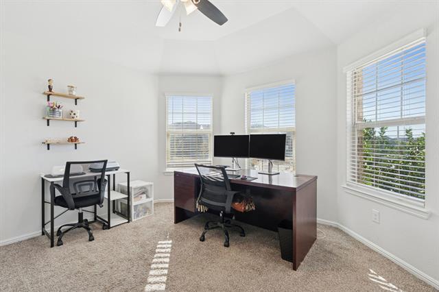 Building Photo - 421 Houndstooth Dr