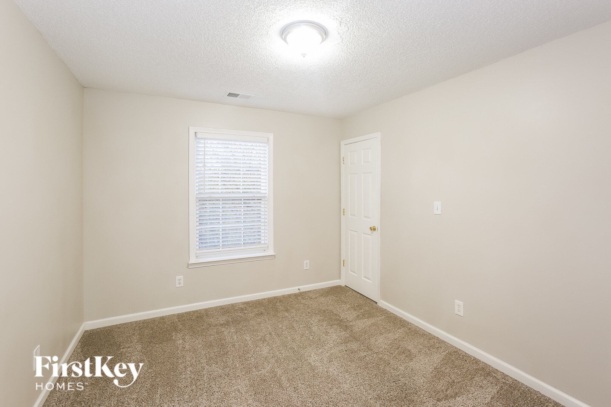 Building Photo - 8802 Glenover Cir