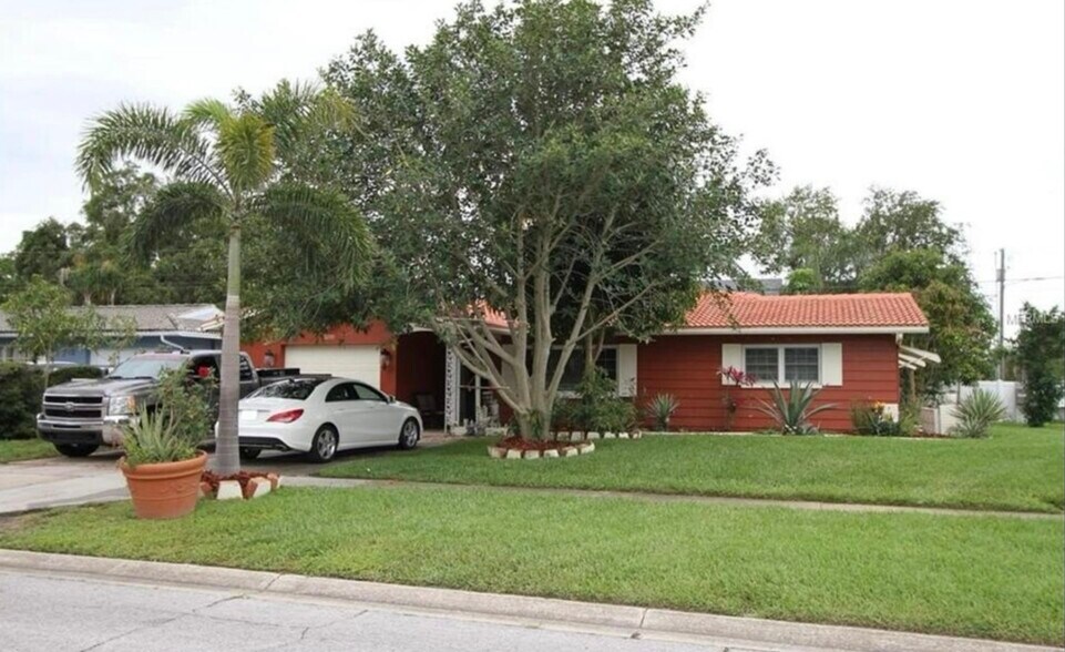 Primary Photo - 3200 Keene Park Dr