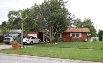 Building Photo - 3200 Keene Park Dr