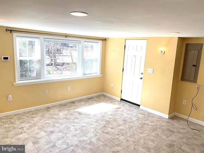 Building Photo - 4459 MacArthur Blvd NW