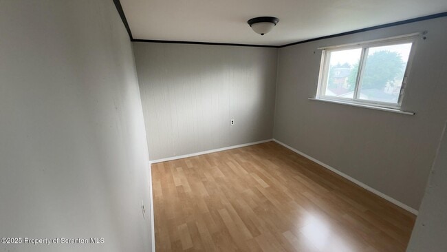 Building Photo - 1243 S Main Ave