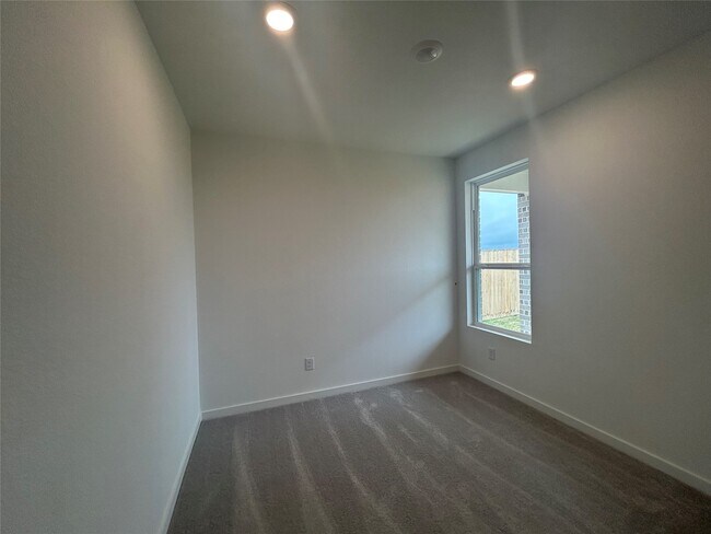 Building Photo - 29022 Bison Hvn Dr