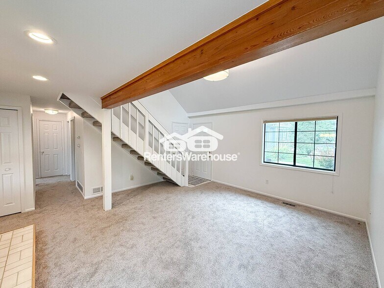 Building Photo - 4877 Darwin Ct