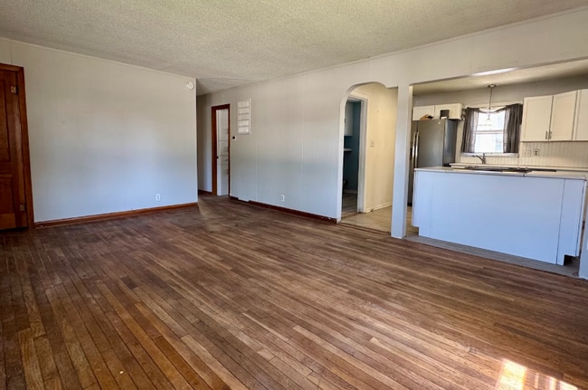 Building Photo - 500 N Meridian Ave