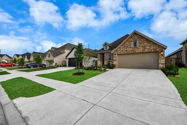 Building Photo - 27210 Butterfly Mint Ln