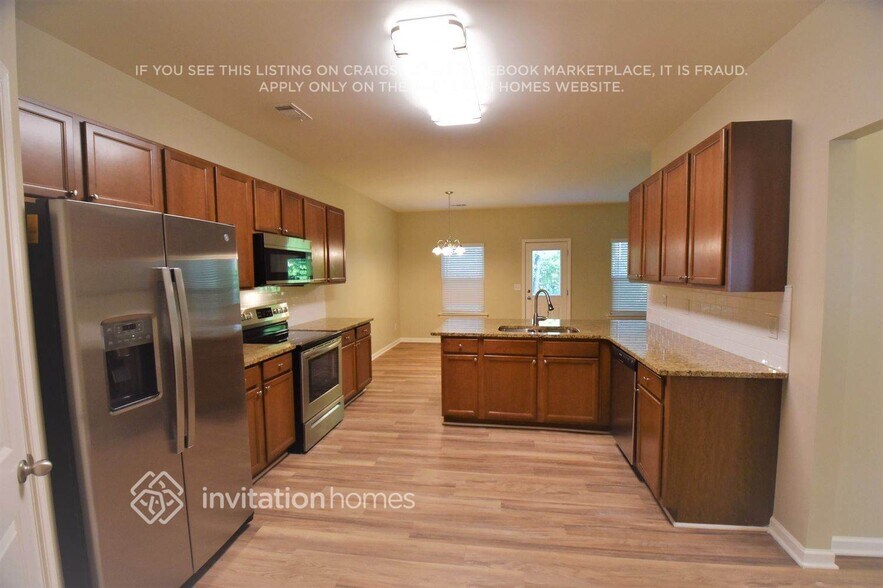 Building Photo - 32 Black Diamond Dr