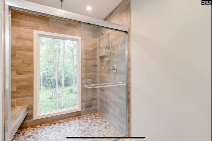 Master Bathroom - 3308 Keenan Dr