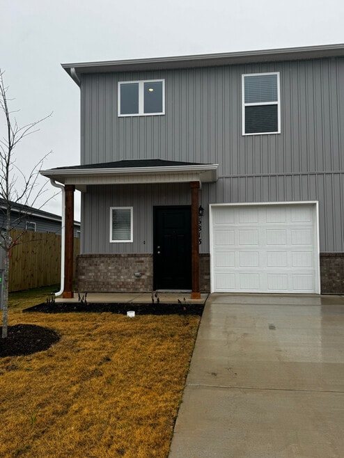 Building Photo - 6813 SW Dignity Ave