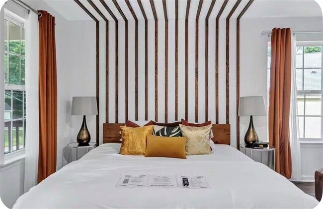 Building Photo - 2835 W Peek Rd NW