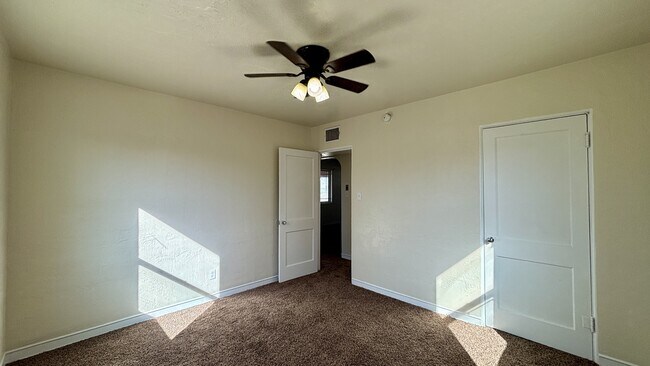 Building Photo - 8033 Carpenter Dr