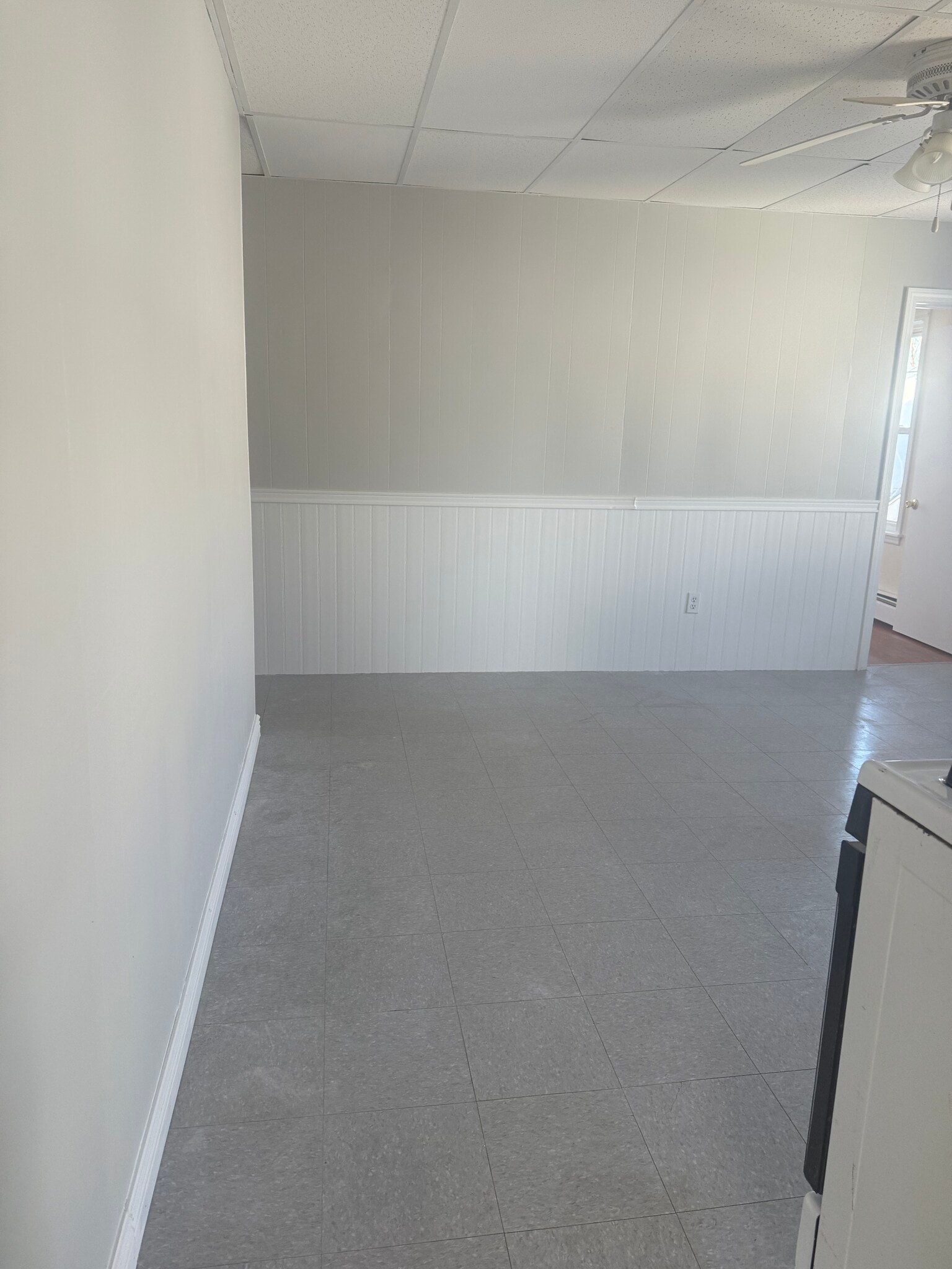 Kitchen/Dining - 137 Bradford St