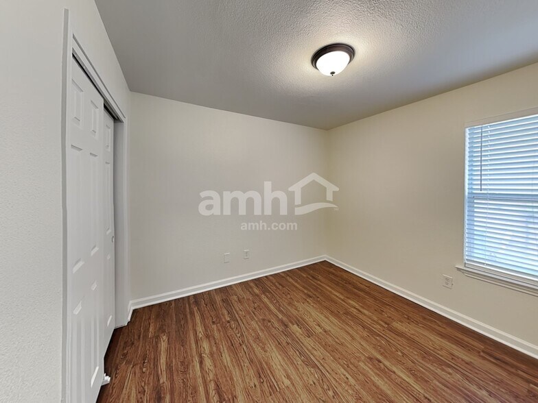 Building Photo - 3908 Rocky Shore Ln