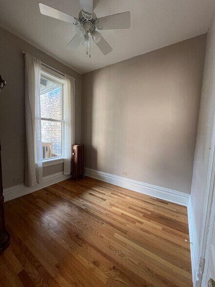 bedroom 3 - 3349 W Adams St