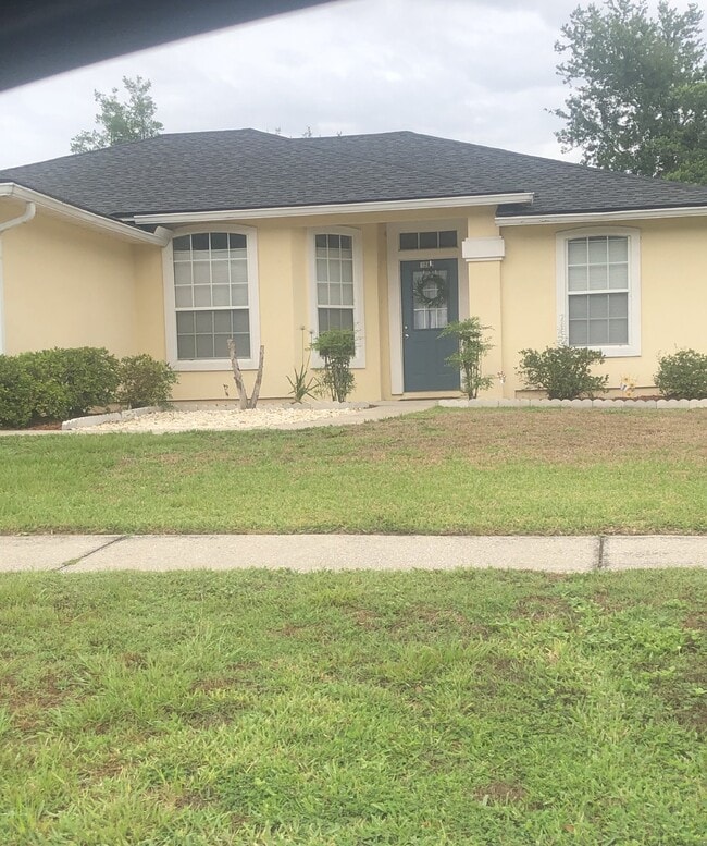 Building Photo - FOR RENT:  Charming 3-Bedroom Home with Sp...